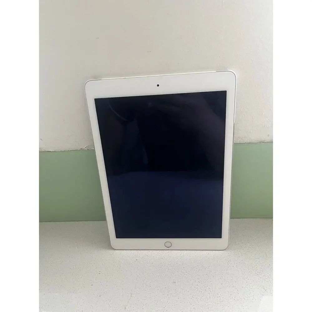 Apple iPad Air 2 Wi-Fi/Cellular A1567 *For Parts*